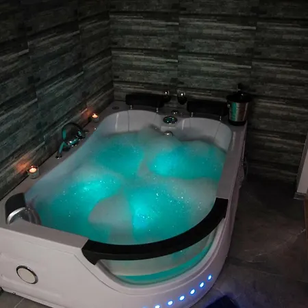 Cracow Jacuzzi - Silver *